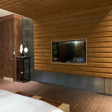 Aquarius Motel Taichung Eksteriør billede