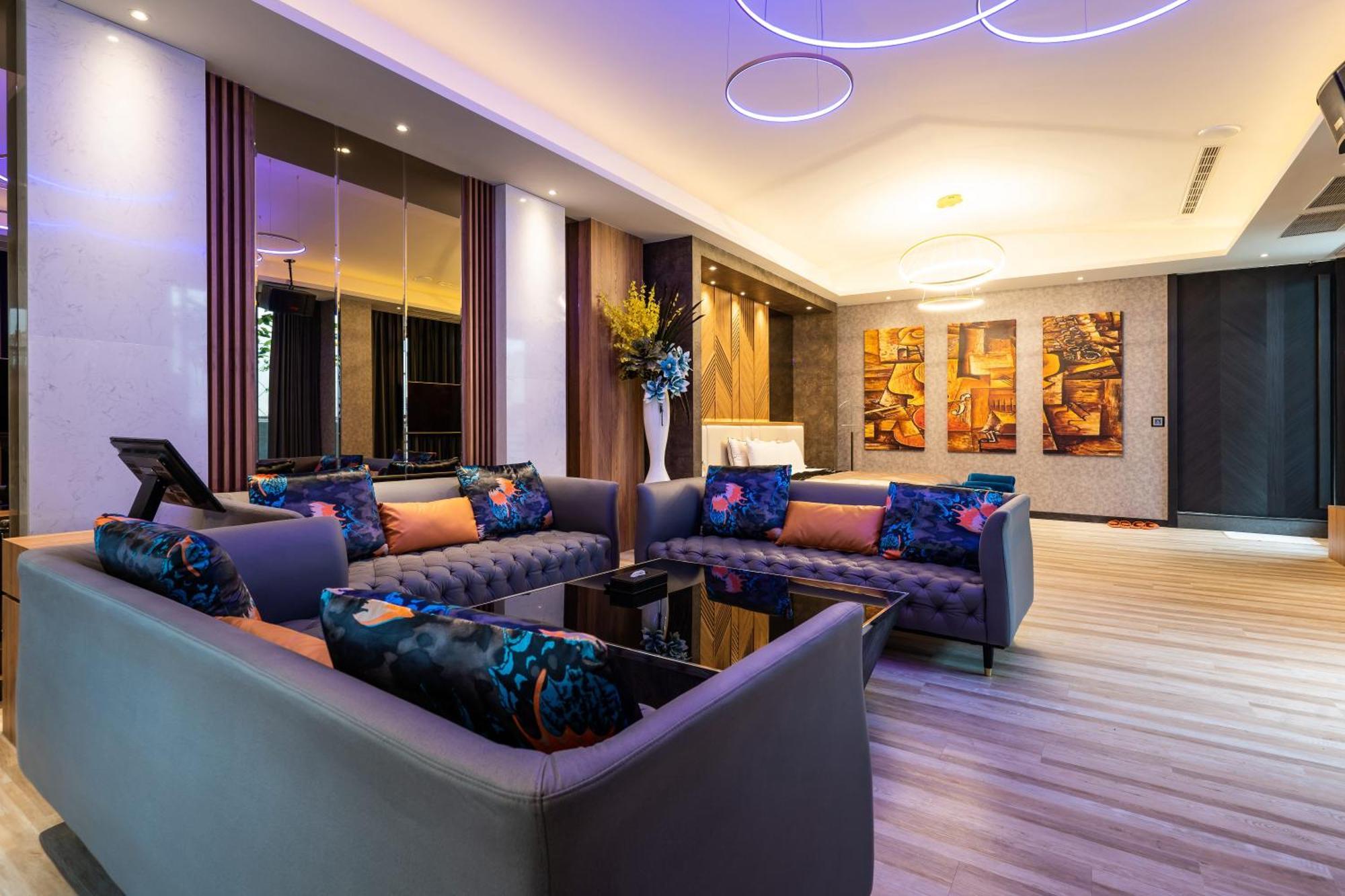 Aquarius Motel Taichung Eksteriør billede
