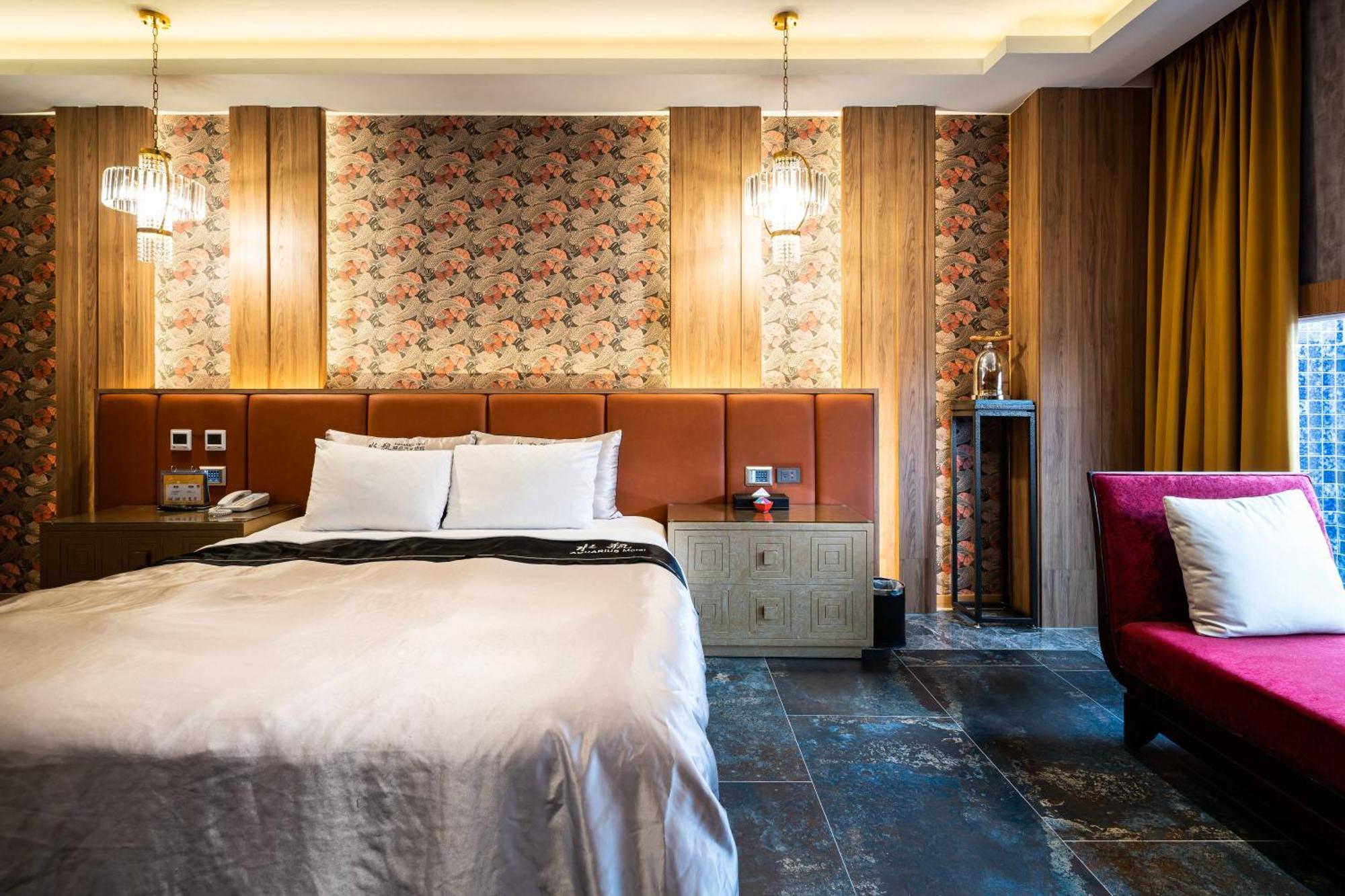Aquarius Motel Taichung Eksteriør billede