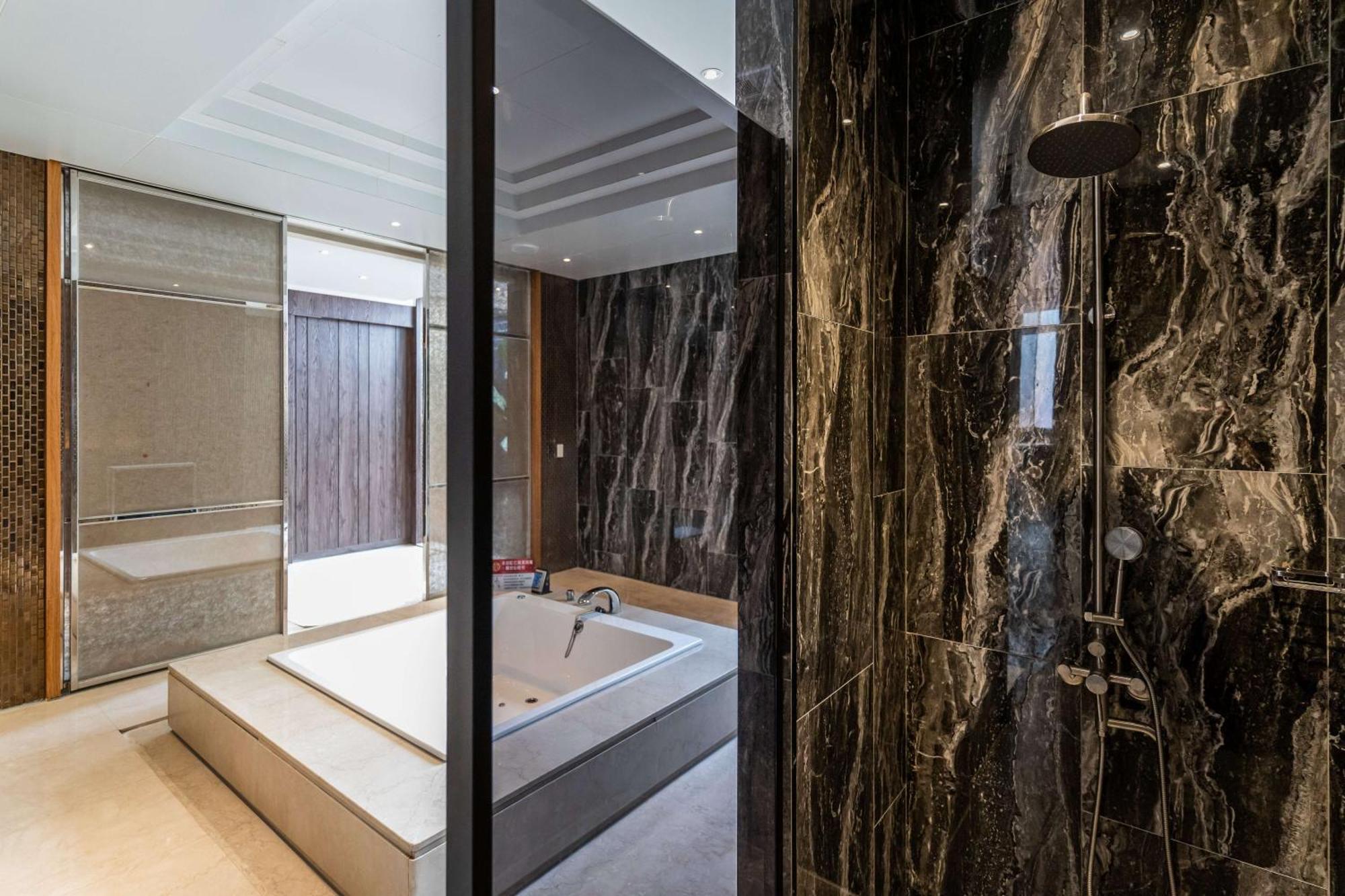 Aquarius Motel Taichung Eksteriør billede
