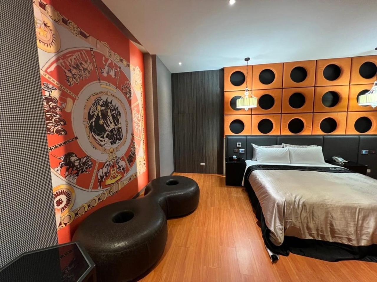 Aquarius Motel Taichung Eksteriør billede